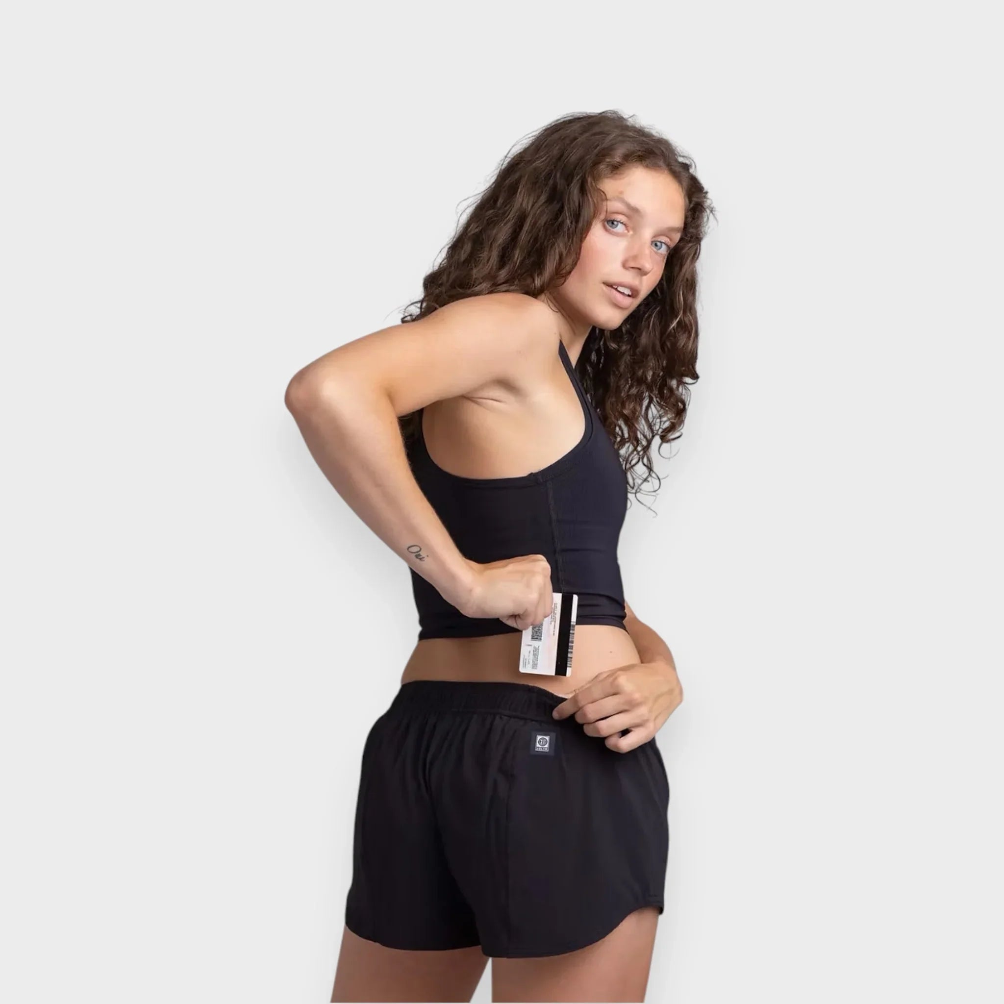 מכנסי BENNIE BLACK - Tali Sport-2/4 